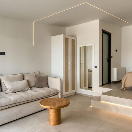 Anima Deluxe Suites Нафплион Екстериор снимка
