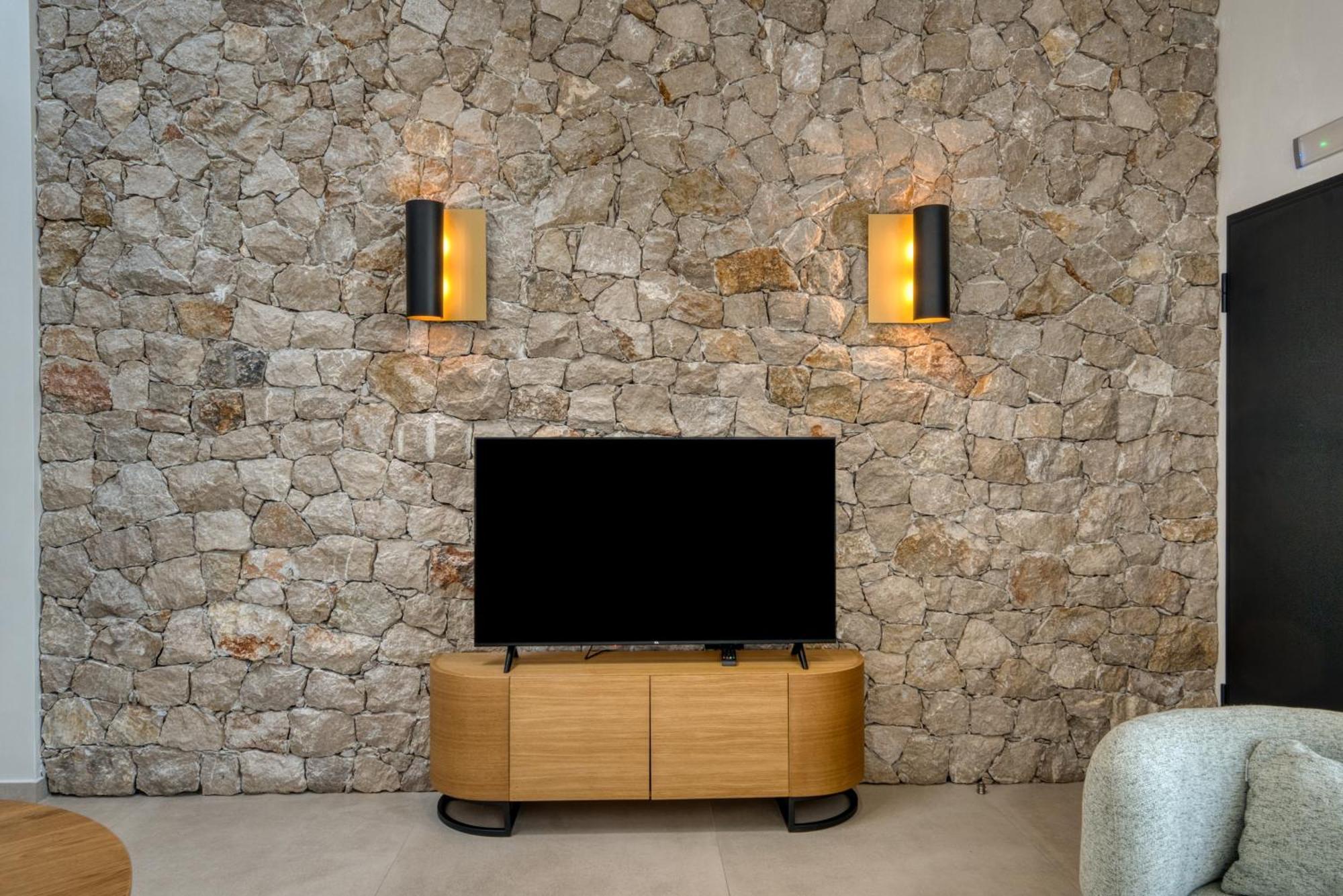 Anima Deluxe Suites Нафплион Екстериор снимка
