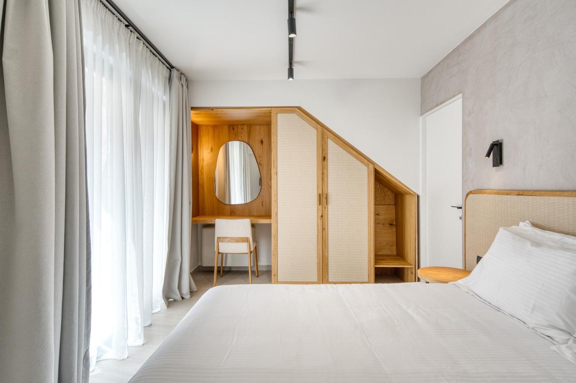 Anima Deluxe Suites Нафплион Екстериор снимка
