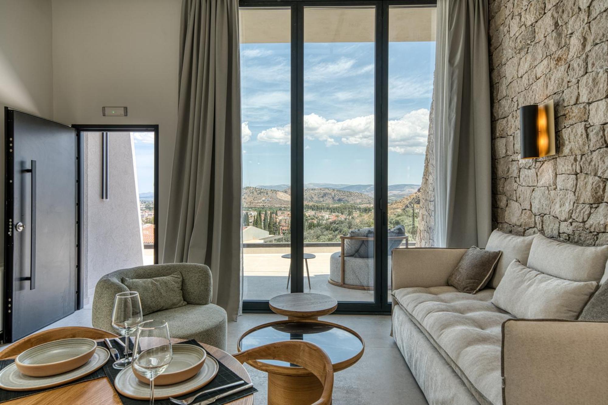 Anima Deluxe Suites Нафплион Екстериор снимка