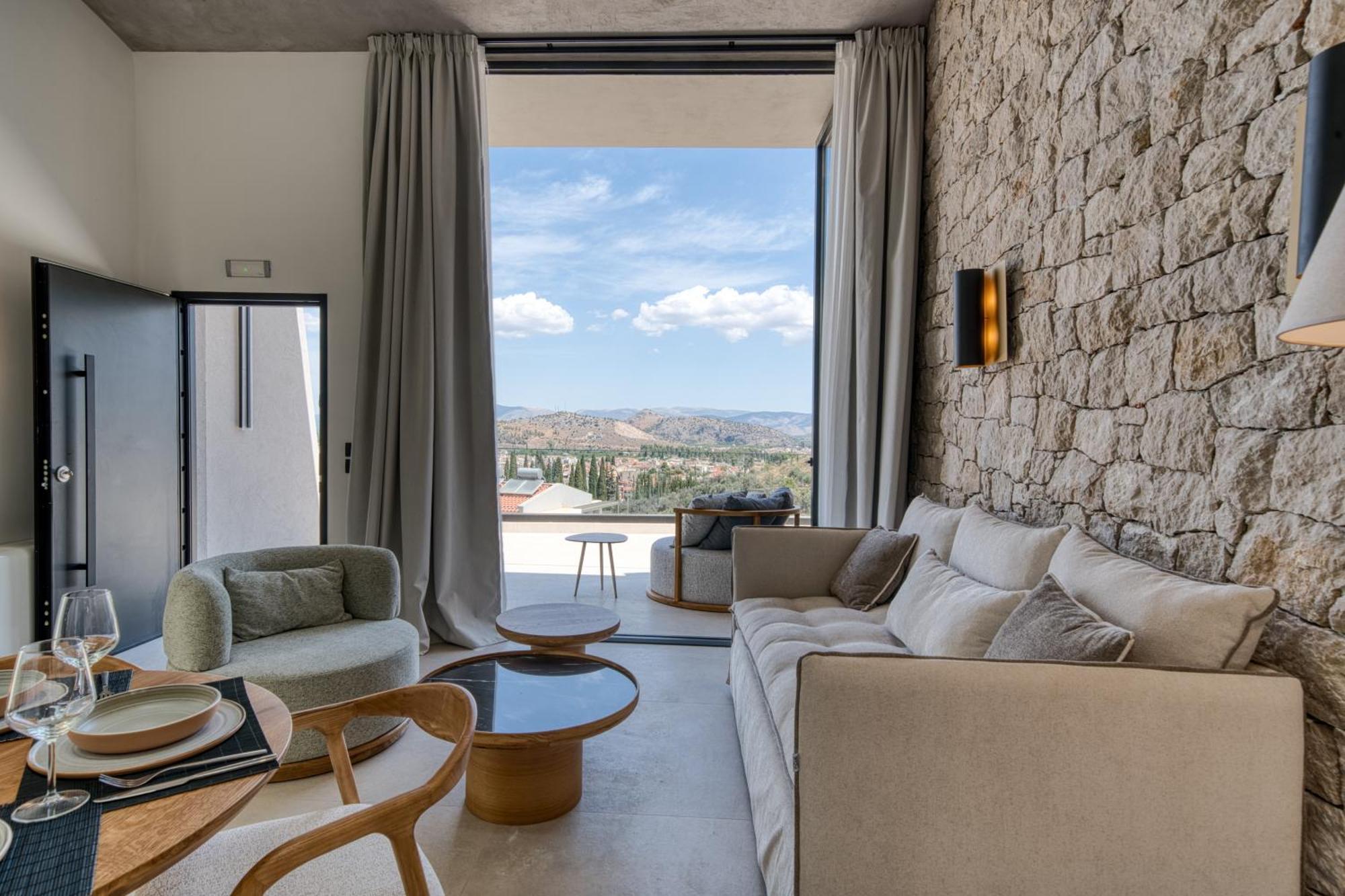 Anima Deluxe Suites Нафплион Екстериор снимка