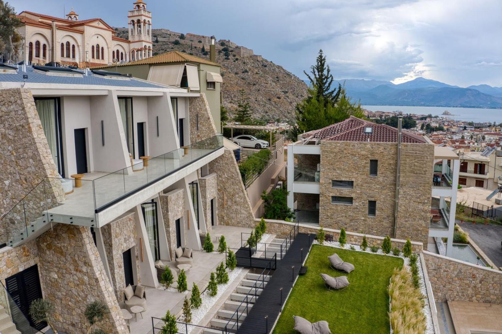 Anima Deluxe Suites Нафплион Екстериор снимка