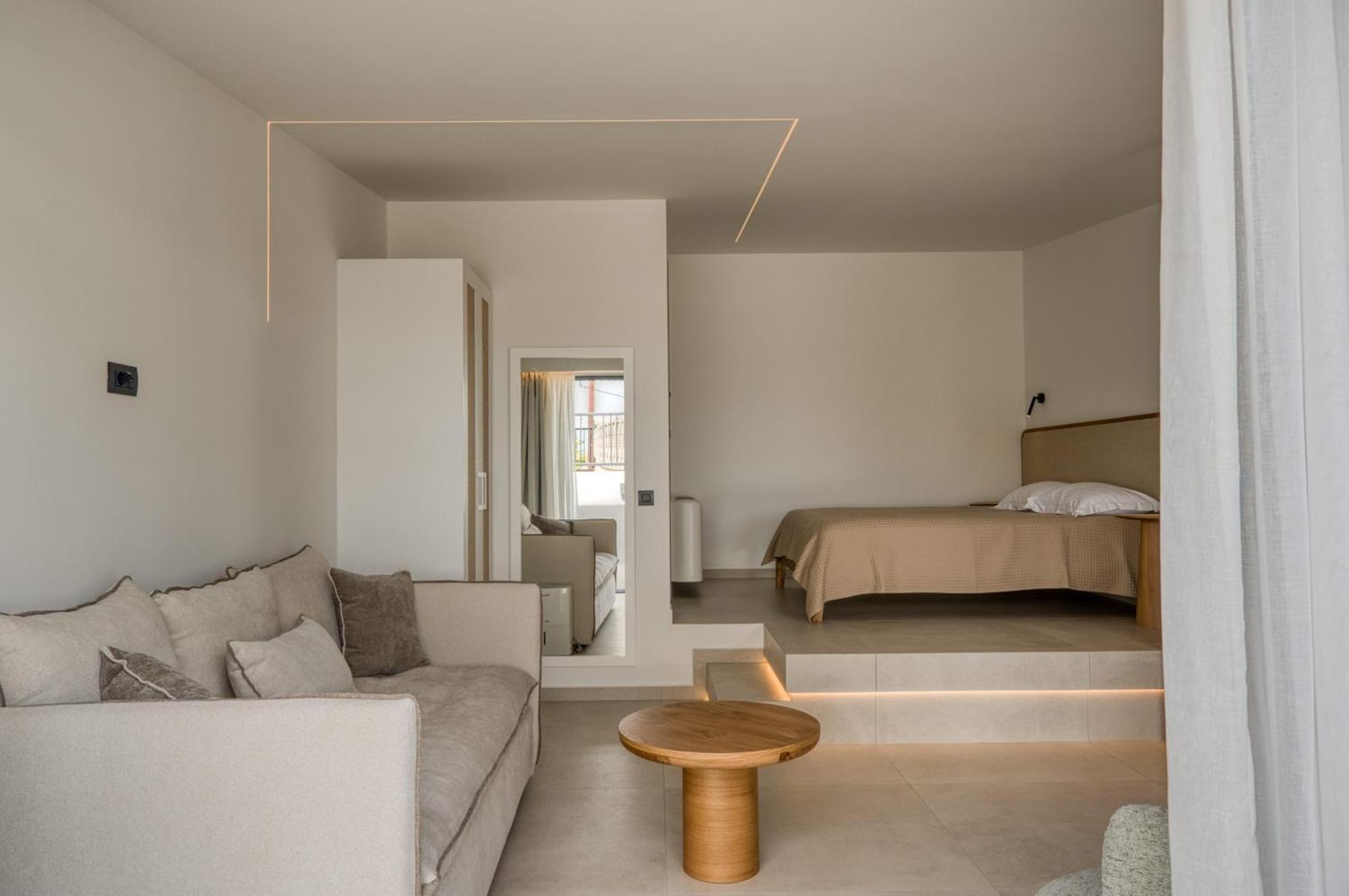 Anima Deluxe Suites Нафплион Екстериор снимка